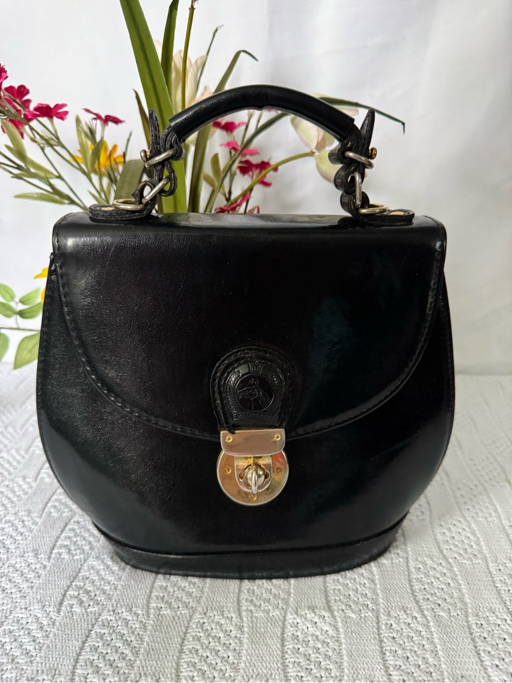 Vintage Pristine Brand EUC leather satchel